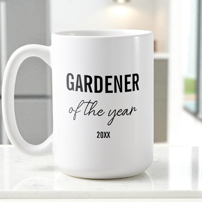 Mug Typographie noire simple moderne Gardener personna (Modern Simple Black Typography Custom Gardener Coffee Mug)