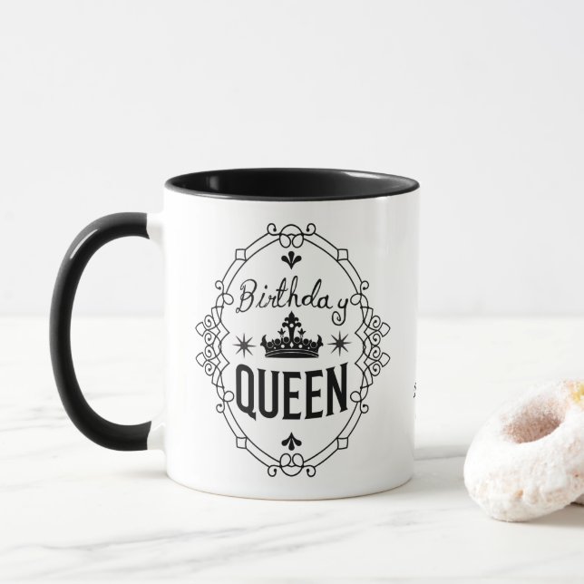 Mug Typographie personnalisée de la Reine élégante d'a (Avec donut)
