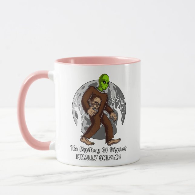 Mug UFO résolu par mystère de conspiration de Bigfoot (Gauche)