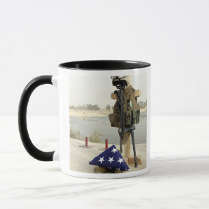 Mug Un affichage tombé de vitesse de soldats