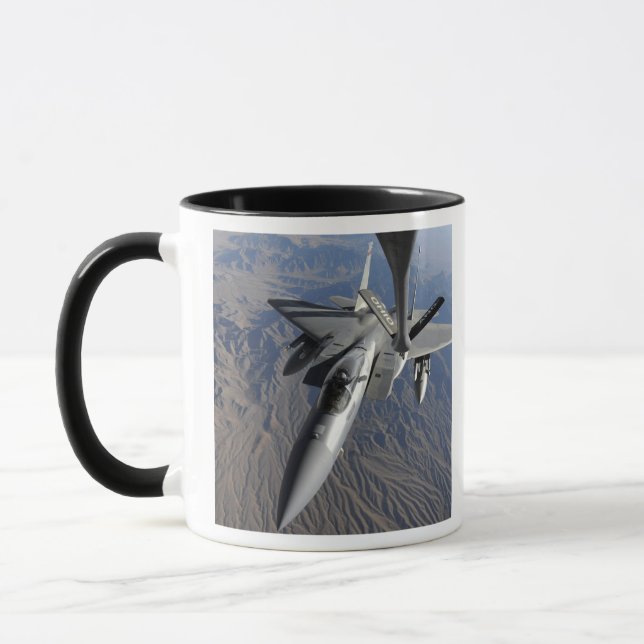 Mug Un aigle F-15 de l'US Air Force (Gauche)
