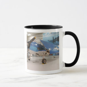 Mug Un avion de chasse F-6F Hellcat de la Seconde Guer