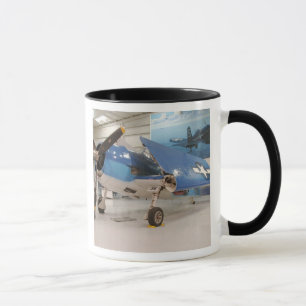 Mug Un avion de combat de la deuxième guerre mondiale