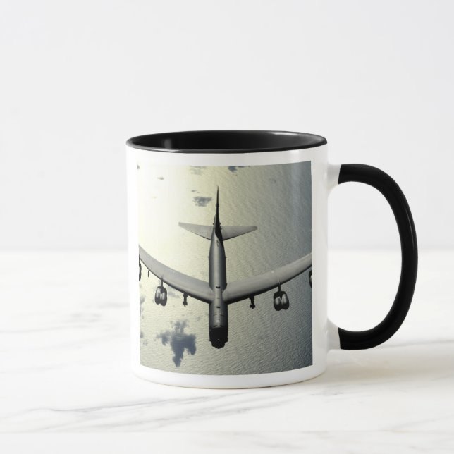 Mug Un B-52 Stratoforteresse en vol 2 (Droite)