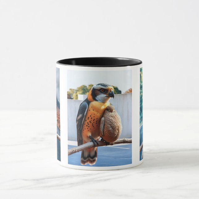 Mug Un bel oiseau perché sur une branche. (Centre)