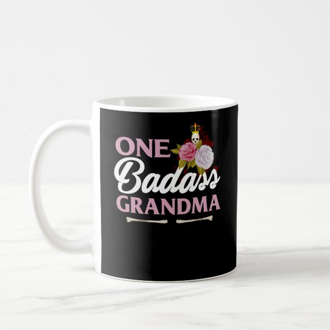 Mug Un cadeau de grand-mère Badass Funny Grandma (Gauche)