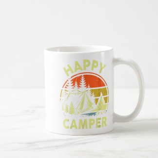 Mug Un campeur heureux tout-petit garçon drôle de feu