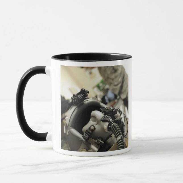 Mug Un casque d'équipage de conduite entièrement assem (Gauche)