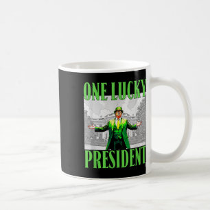 Mug Un Chanceux Président Trump Jour de la Saint Patri
