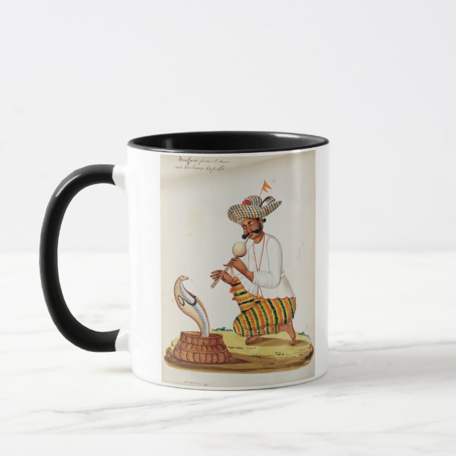 Mug Un charmeur de serpent indien avec un cobra, d'un (Gauche)