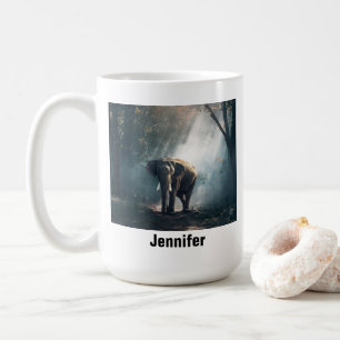 Mug Un éléphant asiatique dans un défrichement éclairé