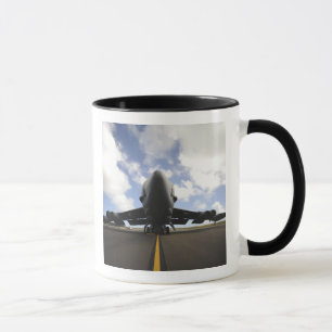 Mug Un équipage de maintenance de l'US Air Force