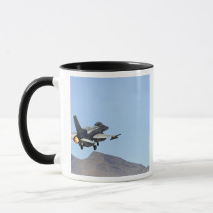 Mug Un F-16E des Émirats arabes unis