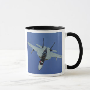 Mug Un frelon superbe de la marine F/A-18F des USA en