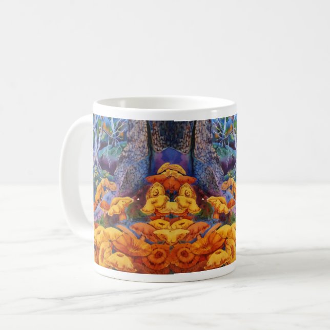 Mug Un immense morceau de champignons dans une forêt c (Devant gauche)