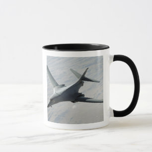 Mug Un Lancer B-1B de l'US Air Force en patrouille de