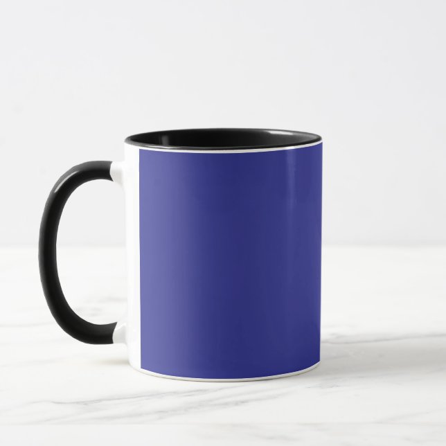 Mug un mur bleu avec une horloge (Gauche)