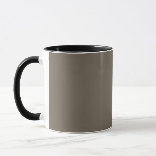 Mug un mur marron avec une horloge noire et blanche (Gauche)