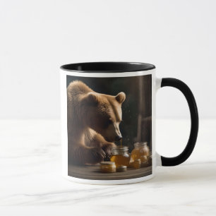 Mug Un ours se prépare à une dégustation sucrée.