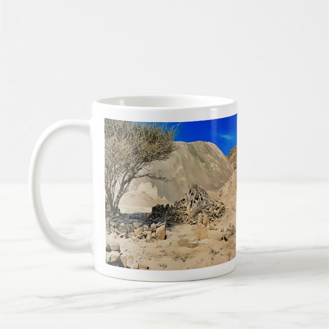 Mug Un paysage accidenté et aride (Gauche)