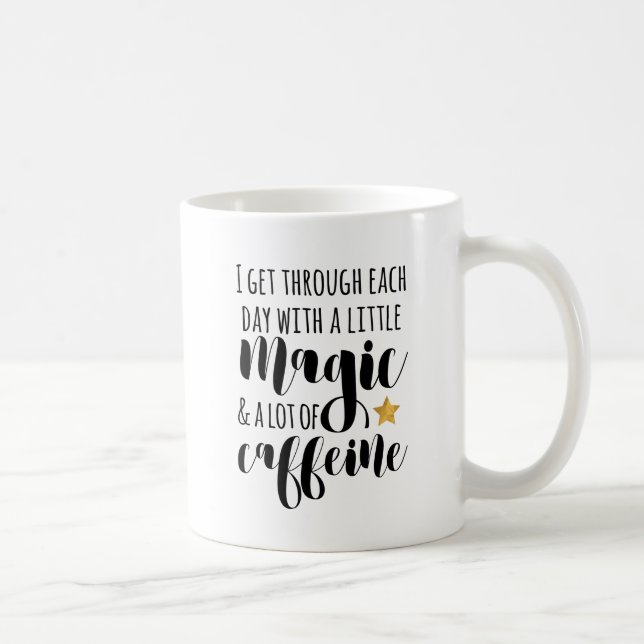 Mug Un peu de magie et beaucoup de caféine (Droite)