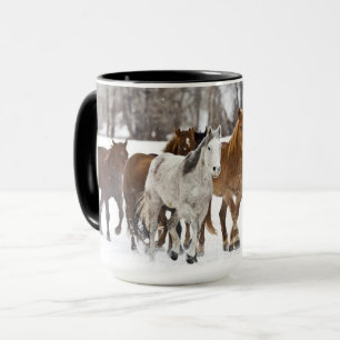 Mug Un Pittoresque hivernal de chevaux de course
