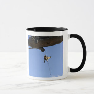 Mug Un rappels pararescueman d'un HH-60