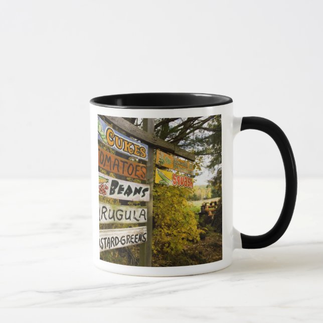 Mug Un stand de ferme à Holderness, New Hampshire. (Droite)