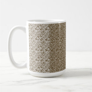 Mug Un tapis marron avec motif géométrique est partiel