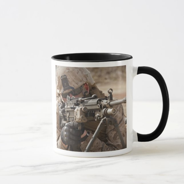 Mug Un tireur automatique d'arme de l'équipe fournit u (Droite)