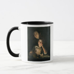 Mug Une fille lisant une lettre par lueur d'une bougie