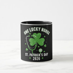 Mug Une infirmière chanceuse Saint-Patrick 2026 Paille