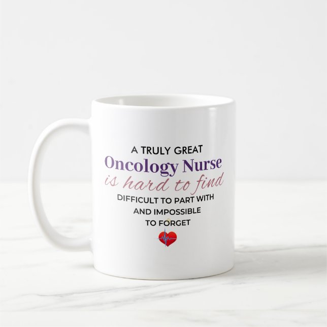 Mug Une infirmière en oncologie vraiment grande - Nom  (Gauche)