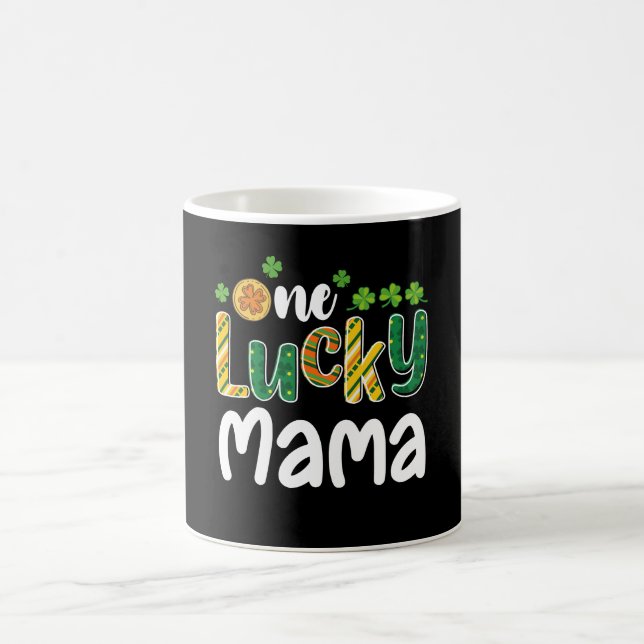 Mug Une Maman Chanceuse Ensemble de Famille Saint-Patr (Centre)