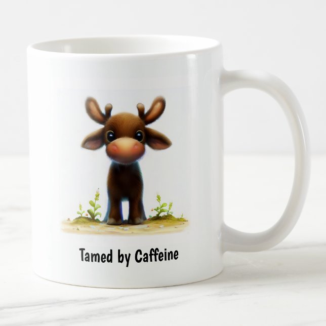 Mug Une peinture numérique d'un jeune orignal mignon (Créateur téléchargé)