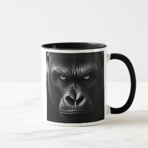 Mug Une photo portrait d'un gorille menaçant.