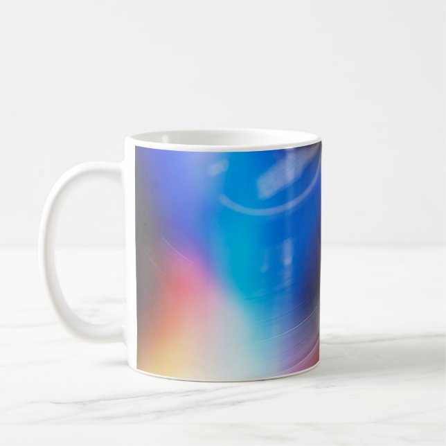 Mug Une table à plateau moderne pour écouter de la mus (Gauche)