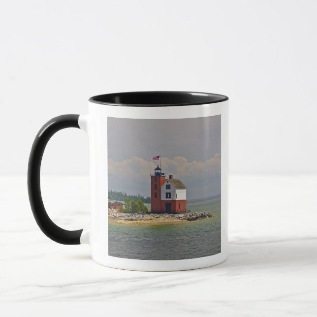 Mug Une vue de la station de phare de Round Island. (Gauche)