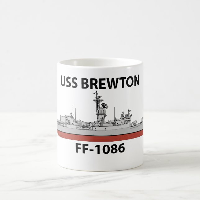 Mug USS Brewton (Centre)