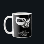 Mug Vacances personnalisées | Family Road Trip USA Car<br><div class="desc">Vacances personnalisées | Family Road Trip USA Plan Design</div>