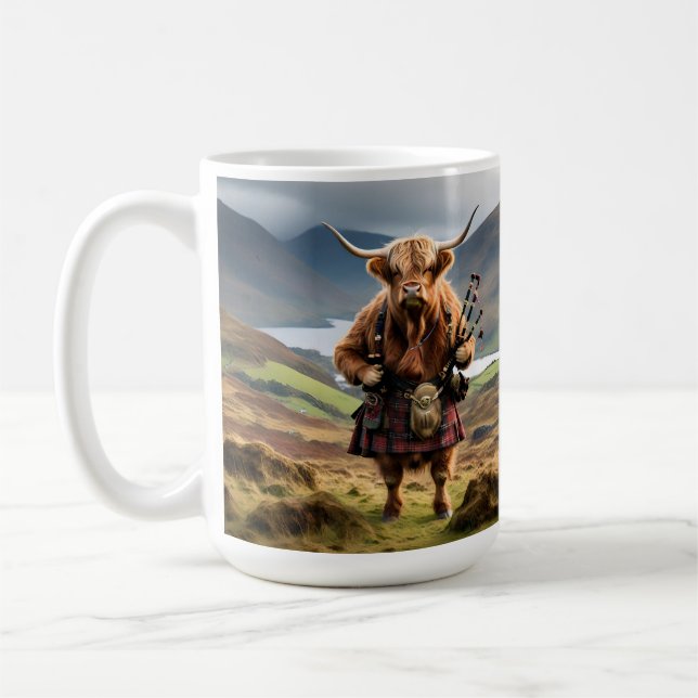 Mug Vache des Highlands écossaise sonnant de la cornem (Gauche)