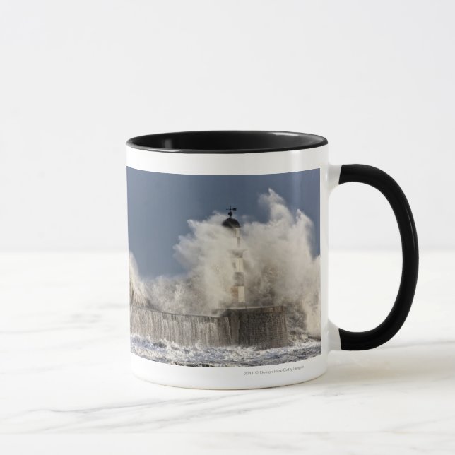 Mug Vagues se brisant contre un phare (Droite)