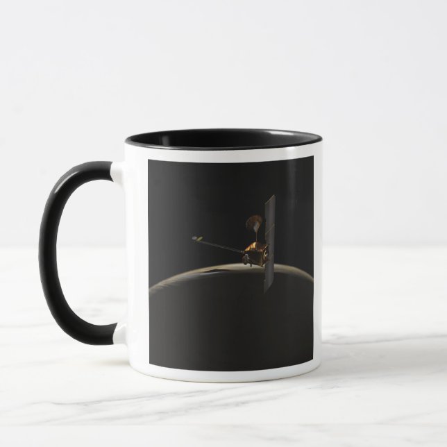 Mug Véhicule spatial Mars Odyssey au-dessus du lever d (Gauche)