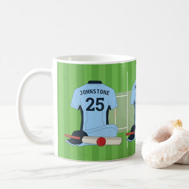 Mug Ventilateur/joueur de cricket (bleu foncé et clair (Avec donut)
