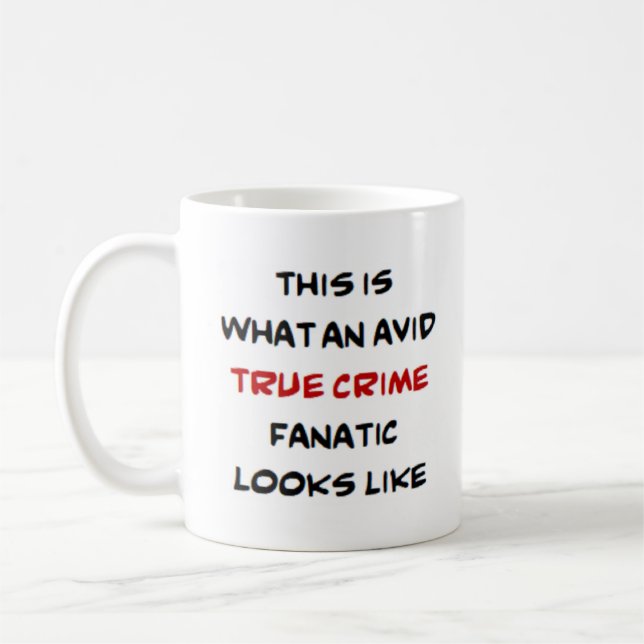 Mug véritable fanatique de la criminalité, avide (Gauche)