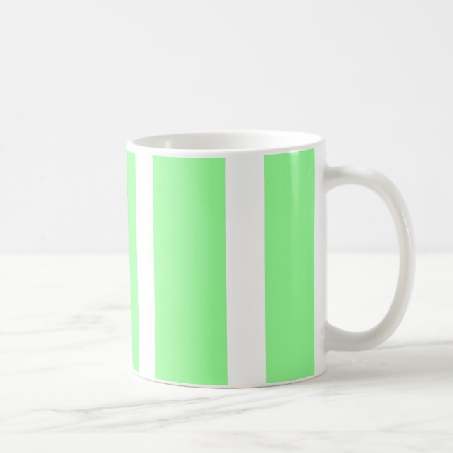 Mug vert pastel style pop art épuré moderne. (Droite)