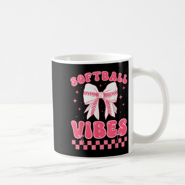 Mug Vibes de softball Couqette de softball Groovy soft (Droite)