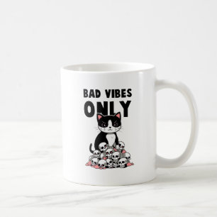 Mug Vibes incorrectes uniquement - Chat et crânes