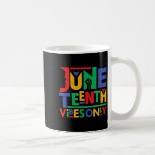 Mug vibrations juneteenth mélanine magie de fille noir
