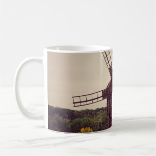 Mug Vieux moulin à vent. Paysage d'automne. Ukrainearc